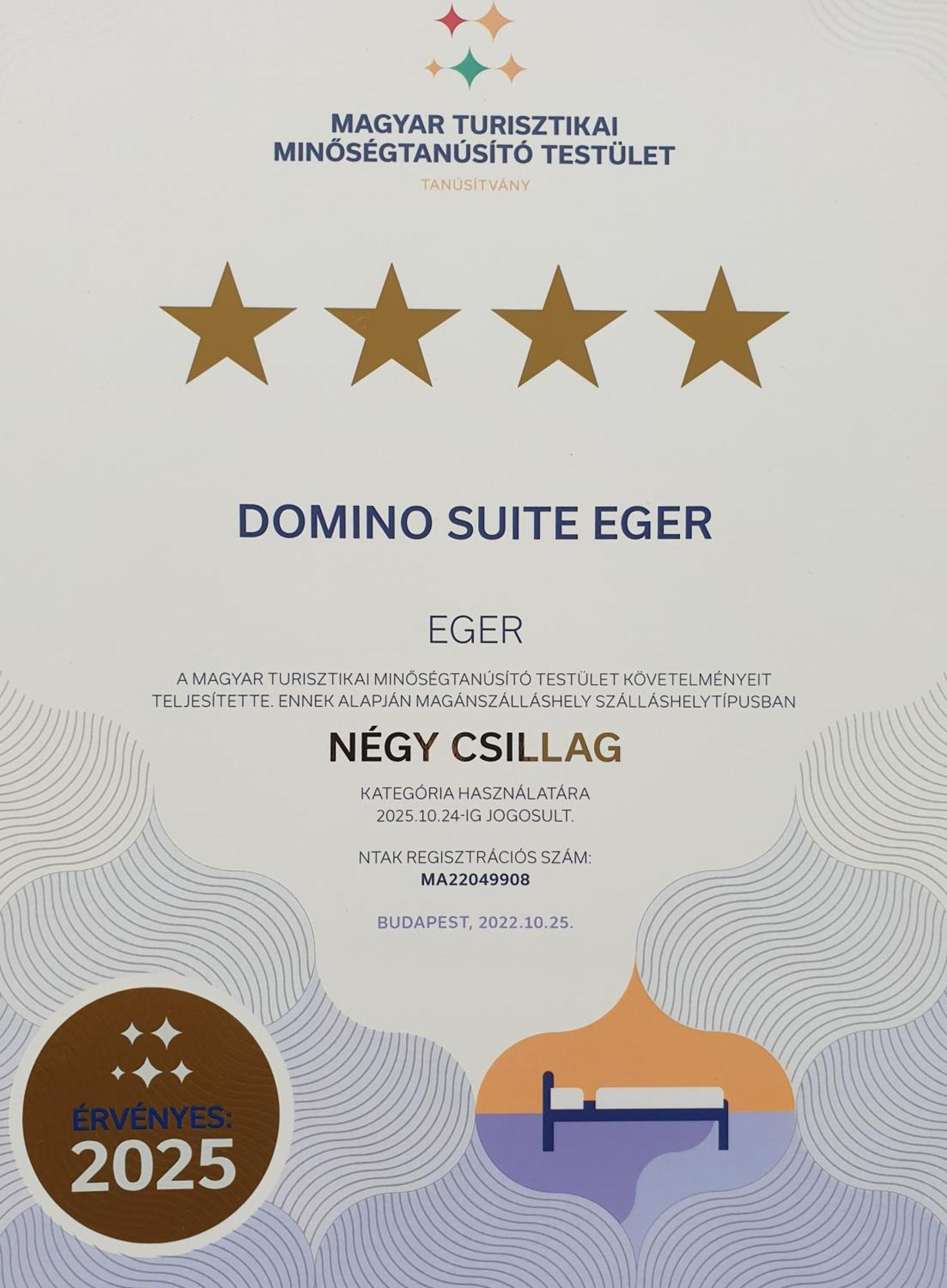 Domino Suite Eger Bagian luar foto