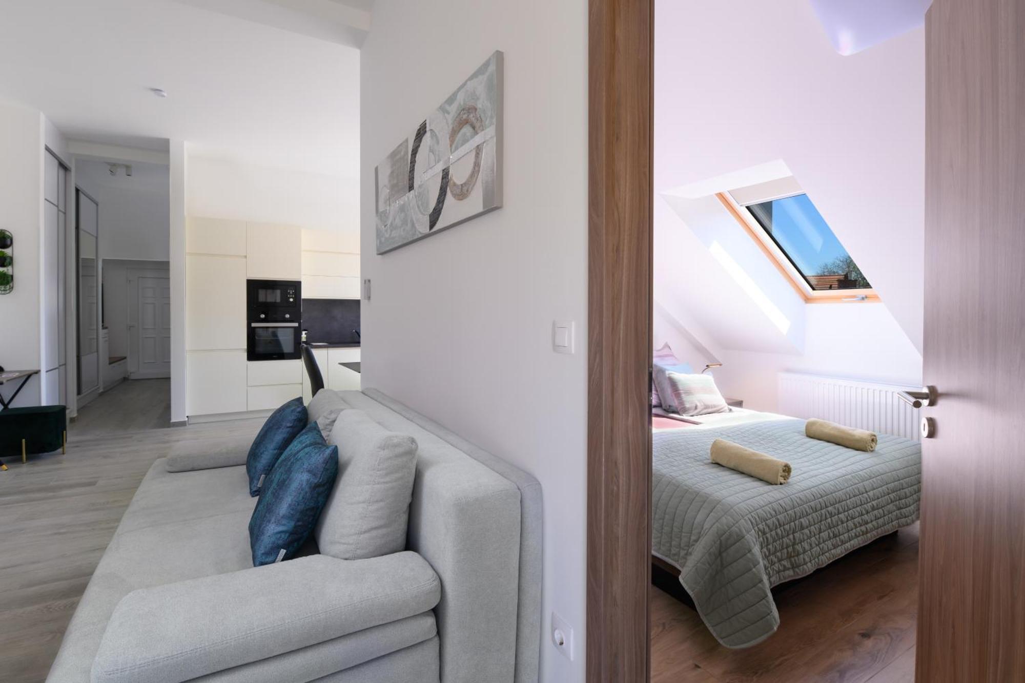 Domino Suite Eger Bagian luar foto