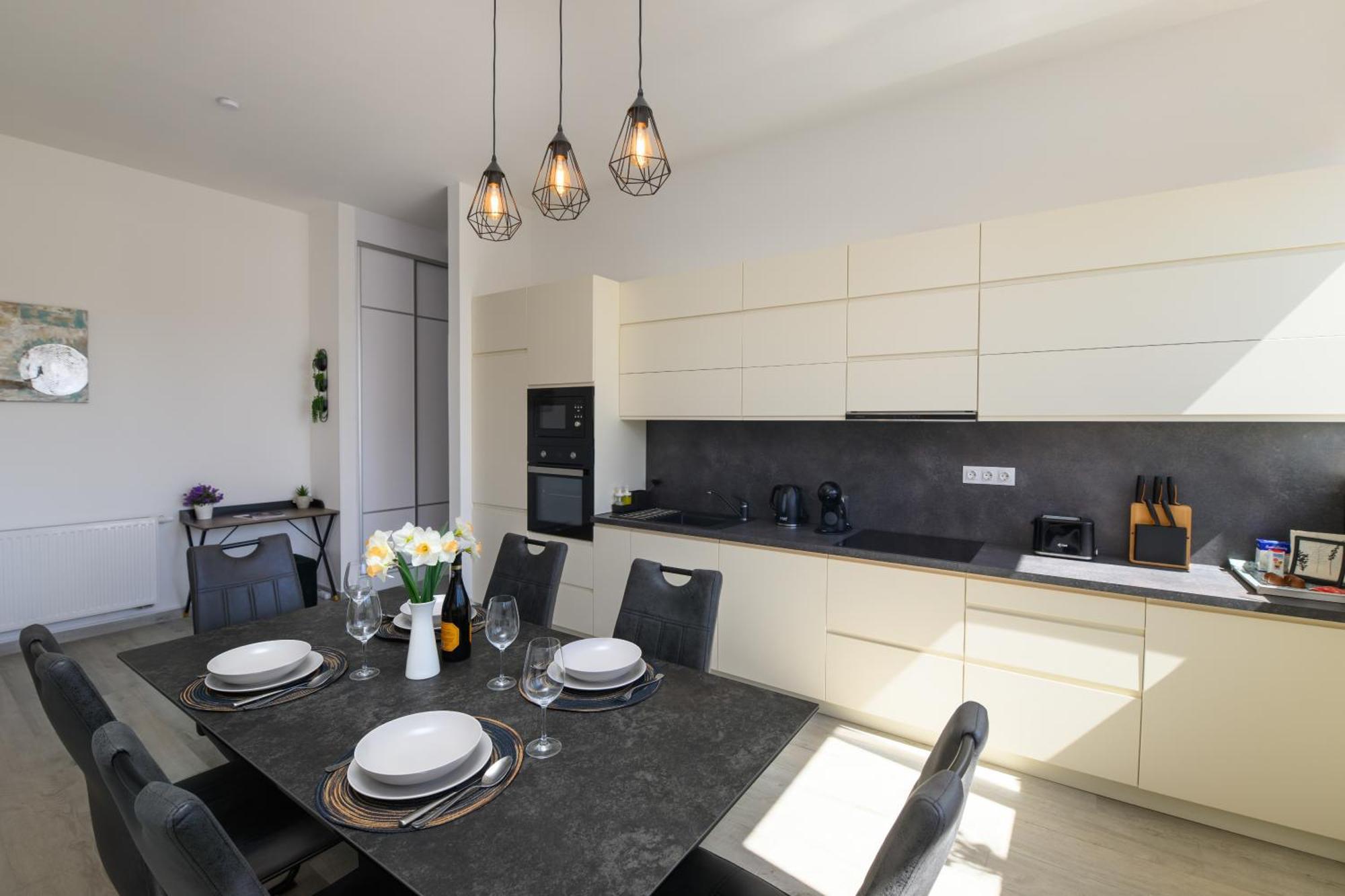 Domino Suite Eger Bagian luar foto